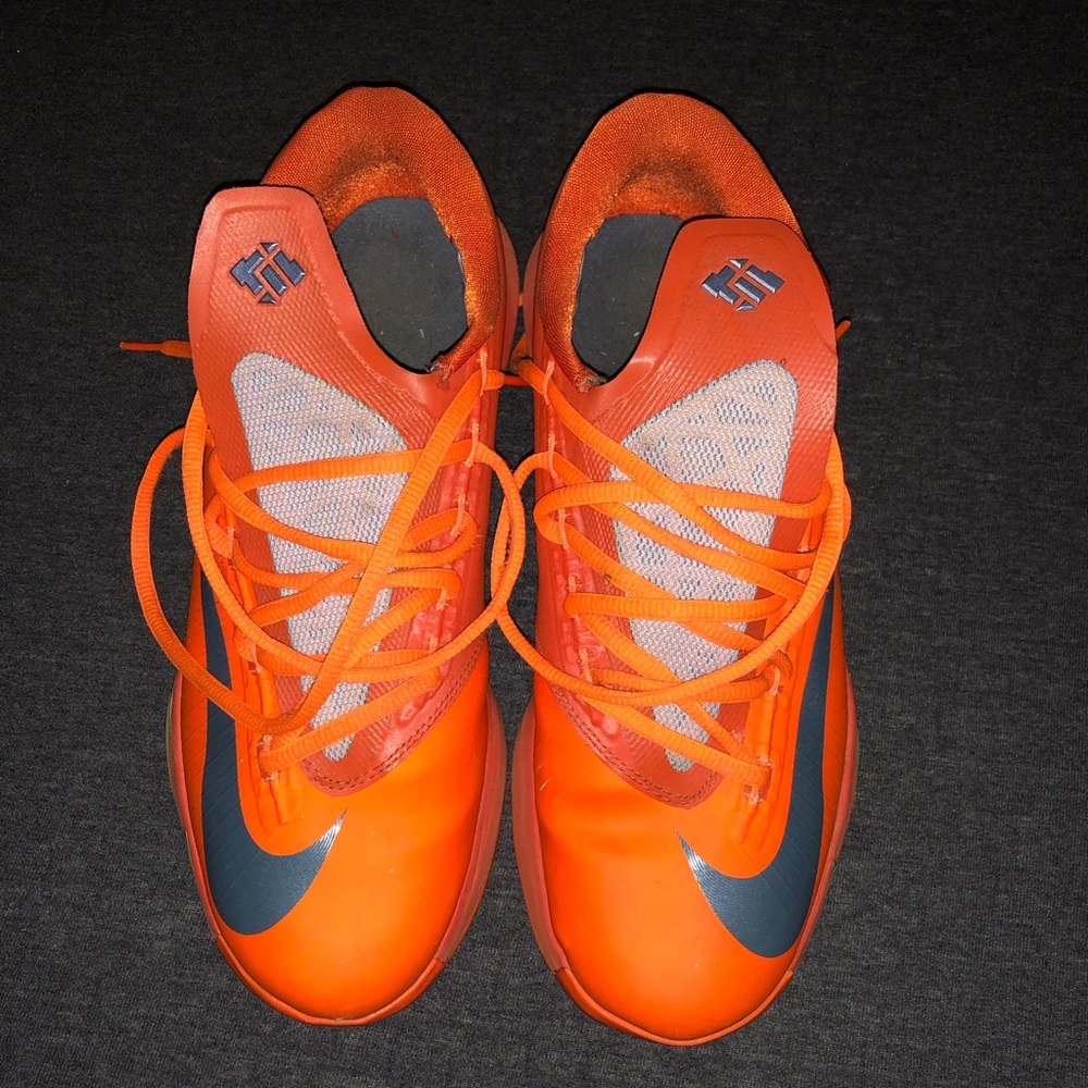 KD VI